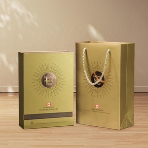 Fabricación barato personalizado <span class=keywords><strong>precio</strong></span> al por mayor oro estampado en caliente tablero de papel regalo <span class=keywords><strong>vino</strong></span> embalaje cajas y bolsa de papel - Product Image 1
