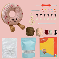 Kit de porte-clés en peluche en forme de beignet au crochet de haute qualité, fournitures complètes pour le bricolage inclus, artisanat de tricot DIY pour enfants et filles