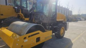 Máy móc làm đất xs103j Con lăn thích hợp để nén các lớp mỏng ở đường ngoại ô Hoạt động với hỗ trợ sau bán hàng - Product Image 5