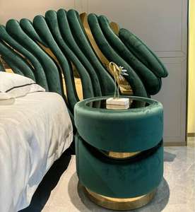 Lit de mariage en laiton design italien de taille King Size Mobilier de maison de luxe Ensemble de lits pour chambre à coucher Lit double en tissu nubuck - Product Image 5