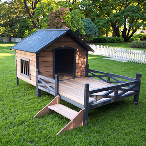 SDD0010 Caseta para Perros Grande de Madera Clásica Ecológica Impermeable con Piso Elevado y Botón para Todas las Estaciones - Product Image 1