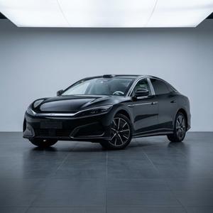 Nouvelle <span class=keywords><strong>BYD</strong></span> <span class=keywords><strong>Han</strong></span> L DM-i 2025, berline 4 portes 5 places, hybride rechargeable, 200 kW/315 Nm, autonomie NEDC de 170 km, idéale pour la famille - Product Image 1