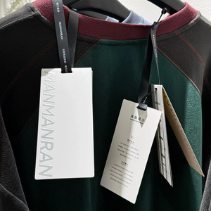 Chất Lượng Cao Tùy Chỉnh Mang Nhãn Hiệu Hangtags Cho Quần Áo Thương Hiệu UV Điều Trị Nổi Đu Giấy Với Biểu Tượng Tùy Chỉnh - Product Image 4