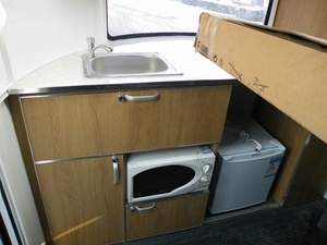 Remorque de camping pour 3 chevaux de luxe, remorques pour chevaux légères, imperméables et modernes - Product Image 3