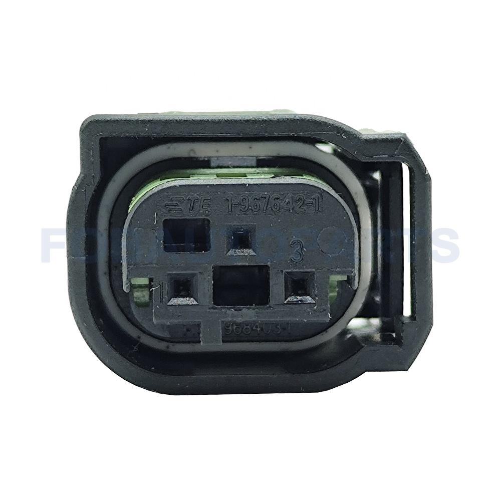CT3-0048M-1 Connector Wire 3pin Female for Radar Plug Warm Air Water Valve Plug Benz BMW C200 968402-1 1-9676