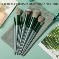 Nouvel ensemble de 13 pinceaux de maquillage à manche en bois et fibres synthétiques vertes toutes saisons, pour joues et anticernes, portable, OEM/ODM, marque privée