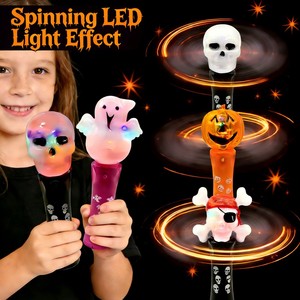 Cadeau d'<span class=keywords><strong>Halloween</strong></span> : Baguette lumineuse LED rotative en plastique ABS, 4 styles (Fantôme, Crâne, Citrouille, Pirate), jouet pour enfants pour fêtes et jeu de la Toussaint - Product Image 2