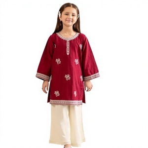 Ropa Infantil - Salwar Kameez de Algodón Bordado Color Granate para Niñas 2026 con Diseño Floral, Cuello Redondo, Ajuste para Uso Diario, Atuendo Étnico - Product Image 1