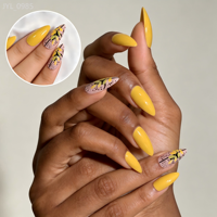 Faux Ongles Tendances en Gros à Coller, Stiletto, Motif Feuille Botanique, Gel Doux Moucheté, Ongles Artificiels Réutilisables avec Logo Personnalisé