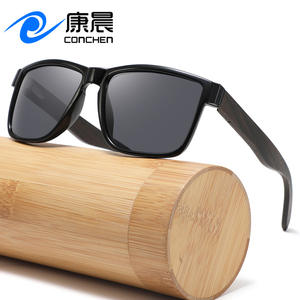 แว่นกันแดดไม้ไผ่ Conchen กรอบสี่เหลี่ยมสีดำ ป้องกันรังสียูวี 400 โพลาไรซ์ สำหรับผู้ชายและผู้หญิง เหมาะสำหรับขับรถ ท่องเที่ยว ป้องกันแสงแดด - Product Image 1