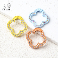 Nouveau kit d'accessoires DIY printaniers naonas, trèfle à quatre feuilles incrusté de diamants, pendentif de remorque, rond, connecteur en alliage de zinc