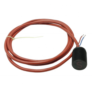 Capteur de proximité inductif P+F NJ10-30GK-SN d'origine allemande, en promotion, prix abordable - Product Image 2