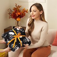 Уютный фланелевый плед на Хэллоуин: мягкий плюш с паутиной, летучими мышами и тыквами, экологичный, для дивана, кровати, гостиной, вечеринок