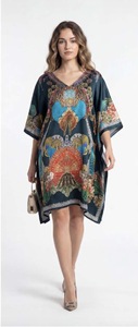 Robe longue kaftan africaine en viscose pour femme, coupe décontractée, tunique, poncho, kimono, manches chauve-souris, finition soyeuse, style bohème, pour les vacances et la détente - Product Image 4