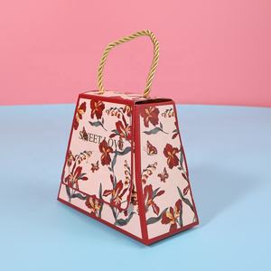 Boîte-cadeau de Saint-Valentin de luxe recyclable personnalisée Boîte de bougie de carte pliante de luxe pour l'emballage de Noël Chemise de doublure en éponge gaufrée - Product Image 6