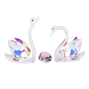 Ensemble d'ornements en forme de cygne en cristal, décoration en verre faite à la main, cadeau de mariage, style d'art moderne - Product Image 5