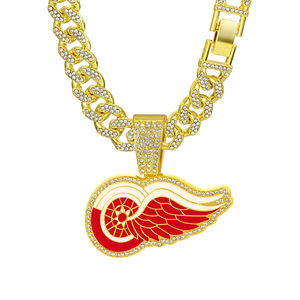 Colliers chaîne en bambou hip-hop en alliage incrusté de diamants, pendentifs de baseball avec logo d'équipe euro-américaine, vente chaude transfrontalière - Product Image 1