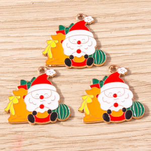 Nuevos y bonitos dijes de muñeco de nieve de Papá Noel colgantes de Metal SERIE DE Navidad de dibujos animados accesorios para joyería DIY para suministros promocionales para fiestas - Product Image 2