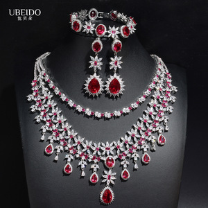 <span class=keywords><strong>Set</strong></span> di Gioielli con Frange Floreali, Collana, Orecchini e Bracciale in Zirconia Rosso Rubino e Verde Smeraldo, per Matrimoni e Feste Nuziali - Product Image 1