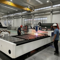 Machine de découpe CNC à laser fibre optique de type portique avec commande Cypcut, fonctionnement automatique, 3000x1500mm pour acier inoxydable et acier au carbone