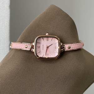 Reloj de Mujer CILOA Cuadrado Pequeño y Exquisito, Personalizable, Moderno, de Alta Calidad, Resistente al Agua, con Correa de Cuero y Movimiento de Cuarzo - Product Image 6