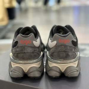 Nouvelles Chaussures de Course Multifonctionnelles de Luxe pour Femmes 2025 de Haute Qualité, Chaussures Décontractées Classiques Rétro Tendance pour Hommes de Marque - Product Image 4