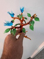 Arbre en verre fait main avec des oiseaux bleus et des feuilles vertes, décoration de bureau contemporaine, objet d'art