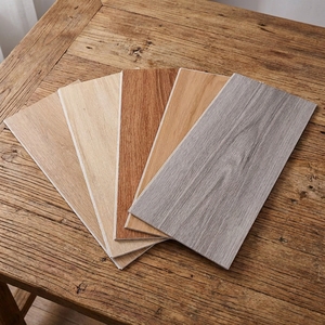 Láminas de Suelo de PVC Vinílico Encastrables de Alta Resistencia, Tapetes Antideslizantes y Resistentes al Aceite para Garajes y Talleres - Product Image 1