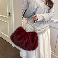 Sac hobo Zeyu en fausse fourrure de renard rouge vin, cuir tressé et chaîne métallique, sac à bandoulière pour femme, sac à main en fausse fourrure écologique pour l'hiver et les soirées