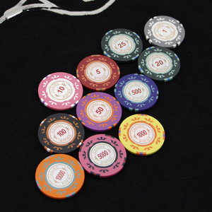 Jetons de poker Texas en argile premium 14g avec noyau en fer, 11 dénominations, motifs personnalisables, design de pièce unique, manchon en plastique - Product Image 1