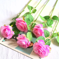 Künstliche Seidenrosen-Blumensträuße Valentinstag-Geschenk Realistische Rosen-Buschblumen-Bündel für Hochzeitsdekoration Großhandel