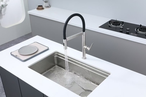 Brass Modern Single Handle Kitchen Hot/Cold Water Faucet Swivel Sink Magnetic Holder <b>Deck</b> Mounted Single Hole Pull Spray Tap - Product Image 2