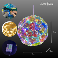 Boule suspendue 3D irisée à LED, ornement prismatique en PET, lumière géométrique lumineuse, décoration de sapin de Noël, prix direct usine