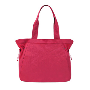 Nuova borsa sportiva leggera alla <span class=keywords><strong>moda</strong></span> riutilizzabile borsa da esterno con Logo personalizzato impermeabile Casual in Nylon Tote Bag Unisex - Product Image 2