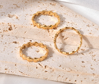 Vente en gros de bagues de promesse en forme de cœur en acier inoxydable plaqué or bagues épaisses empilables bijoux minimalistes pour les doigts cadeaux taille 6-9