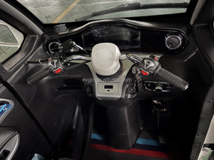 รถสามล้อไฟฟ้าแบบปิด รุ่นท็อปแฟชั่น 3 ล้อ พร้อมมอเตอร์แบบไร้แปรงถ่าน จอ LCD รองรับผู้โดยสาร 3 คน แบตเตอรี่ 60V 58AH 1200W รับน้ำหนักได้ 400 กก. - Product Image 6