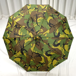 Parapluie pliant anti-vent tout-en-un de 23 pouces, 10 baleines, manuel, avec poignée en bambou camouflage, design classique courbé pour gentleman - Product Image 6