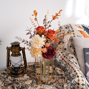 <span class=keywords><strong>Bouquet</strong></span> <span class=keywords><strong>de</strong></span> <span class=keywords><strong>fleurs</strong></span> d'<span class=keywords><strong>automne</strong></span> à feuilles d'oranger Dahlia Rose pour la décoration <span class=keywords><strong>de</strong></span> mariage à la maison, <span class=keywords><strong>bouquet</strong></span> <span class=keywords><strong>de</strong></span> <span class=keywords><strong>fleurs</strong></span> <span class=keywords><strong>de</strong></span> roses <span class=keywords><strong>séchées</strong></span> d'<span class=keywords><strong>automne</strong></span> pour hôtel, vente en gros - Product Image 3