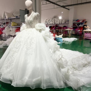 Jancember XS076 Belles robes de mariée à manches courtes et à longue queue bouffante pour filles - Product Image 4