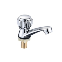 Offre Spéciale mitigeur eau froide Chrome poli laiton bassin robinet salle de bain bassin robinet robinet monté sur le pont