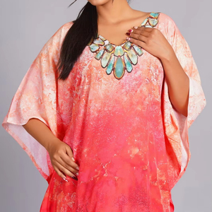 ชุดคาฟตันผ้าฝ้ายลายดอกสีแดงใหม่สำหรับผู้หญิง สไตล์โบโฮพิมพ์ลายบล็อก เนื้อผ้านุ่ม ระบายอากาศได้ดี เหมาะสำหรับฤดูร้อน ราคาขายส่ง - Product Image 1