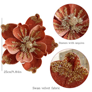 Décoration de Noël en tissu velours haut de gamme avec fleurs DIY, paillettes collées et arrangement de magnolia - Product Image 3