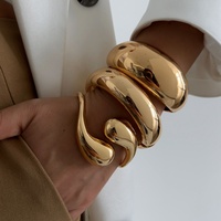 Bracelet manchette géométrique exagéré effet goutte d'eau lisse pour femme, empilable, épais, pour soirée, accessoires de mode, cadeau