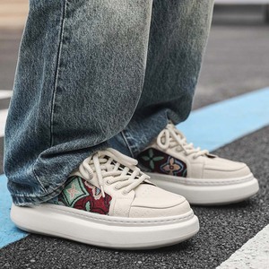 Empire Pipe – baskets épaisses brodées pour hommes, chaussures décontractées à bout rond, à lacets, légères, à plateforme, couleurs mélangées - Product Image 2
