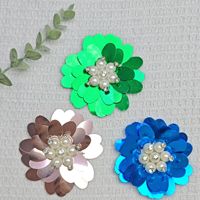 Fleur en sequins faite à la main, accessoire vestimentaire, patch décoratif en tissu, fleur artisanale en perles et strass, fabriquée en Chine