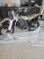 SurRon Ultra Bee 2026 |   NOIR |   TOUT NEUF |   LIVRAISON RAPIDE