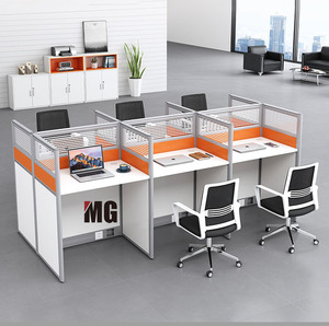 Poste de travail Orange pour 4 personnes avec socle bureau de couleur personnalisable - Product Image 1
