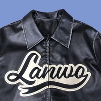 Blouson de motard vintage en cuir PU personnalisé avec logo OEM, broderie chenille, strass, fermeture éclair, style streetwear pour homme