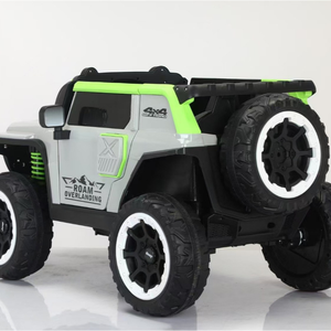 سيارة أطفال كهربائية رباعية الدفع تعمل بالتحكم عن بعد مع إضاءة، مناسبة للبالغين للركوب، بمحرك مزدوج - Product Image 5