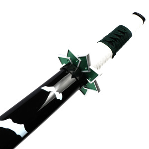 Épées en bois <span class=keywords><strong>Demon</strong></span> <span class=keywords><strong>Slayer</strong></span> Tanjiro Katana Épée de cosplay Arme Épée de samouraï en plastique pour accessoire d'anime avec support et ceinture - Product Image 4